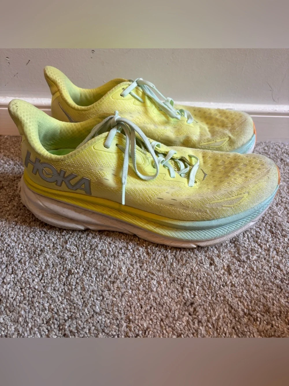 Hoka One One hoka clifton